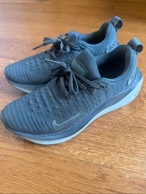 Nike ReactX infinity Run 4…vintage green…size 6.5